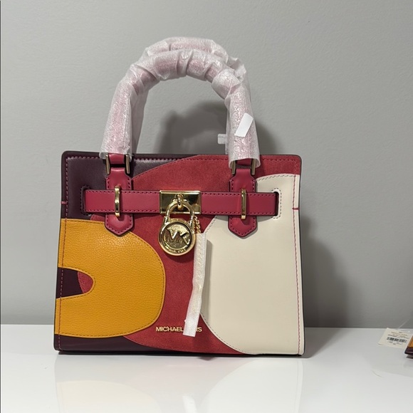 Michael Kors Cream and Pink Satchel with Gold Hardware - Picture 1 of 6